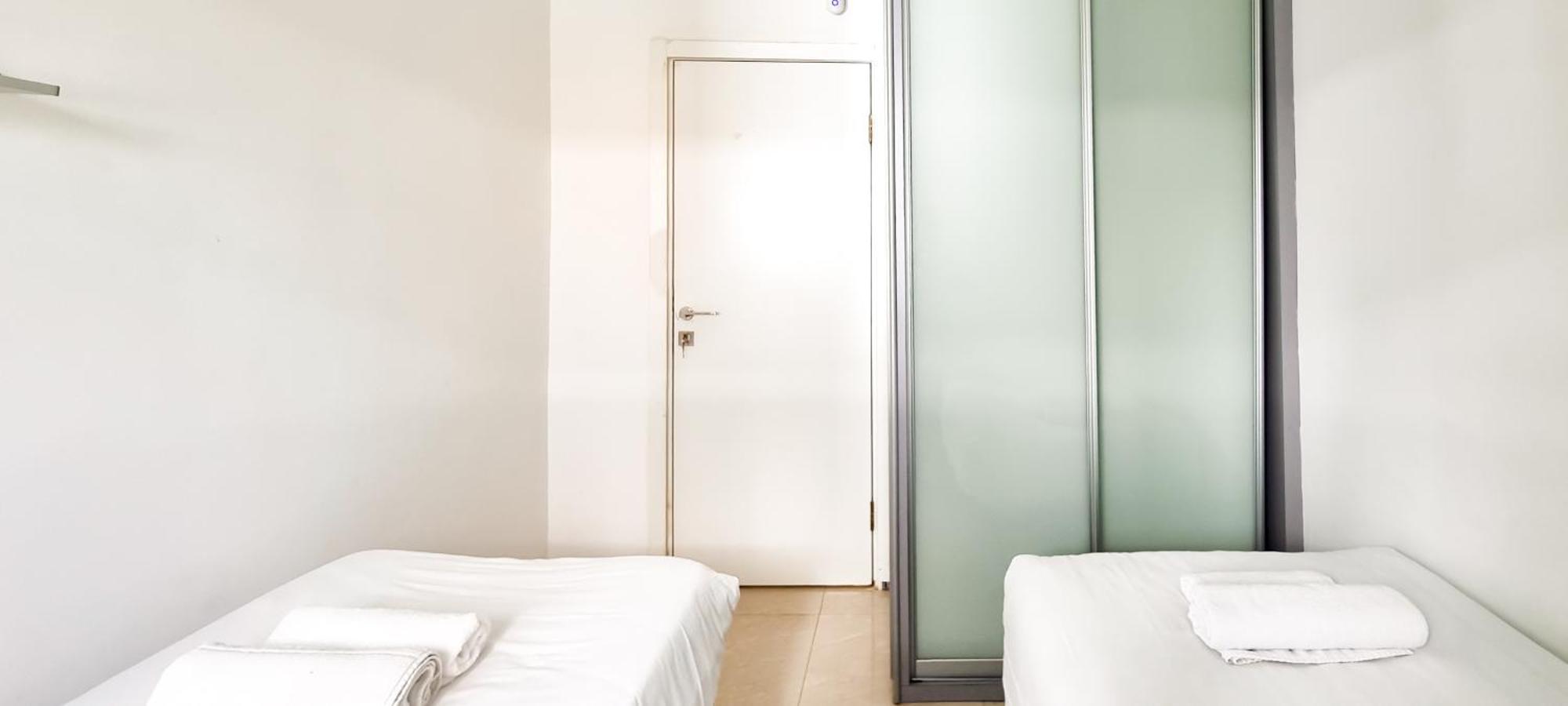 Bnb Israel Apartments - Harav Kook Lilas Tel Aviv Esterno foto