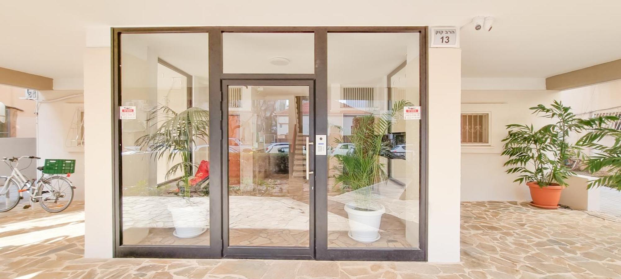 Bnb Israel Apartments - Harav Kook Lilas Tel Aviv Esterno foto